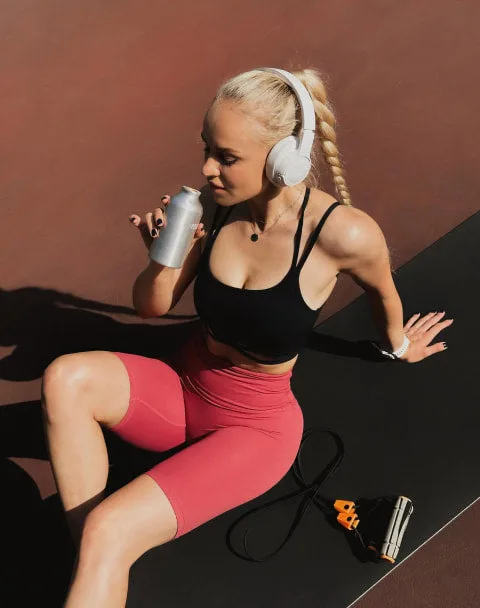H Activewear Test 1