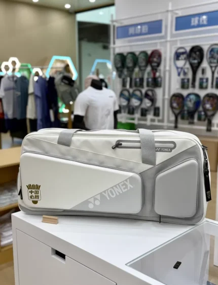 YONEX PRO - Badminton 1000Z KitBag Chinese Ed - White